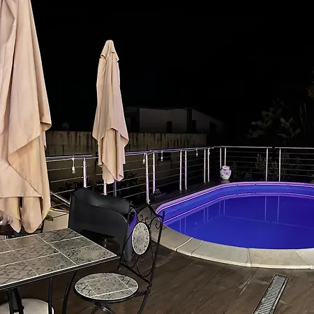 Townhouse Piraino Отель типа 